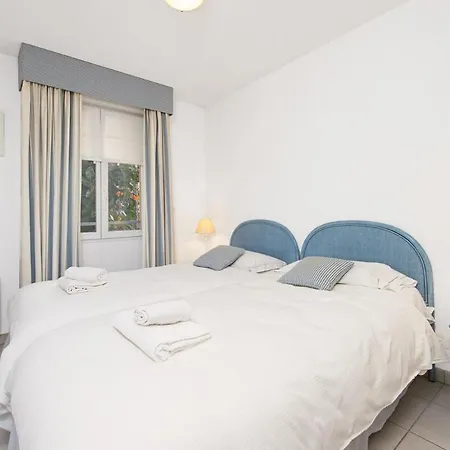 Splendide En Centre-ville Avec Parking Et Climatisation 公寓 *